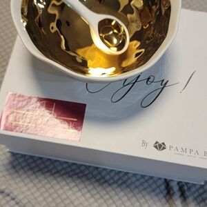 Gold-Interior Ceramic Bowl with Spoon - White & Gold